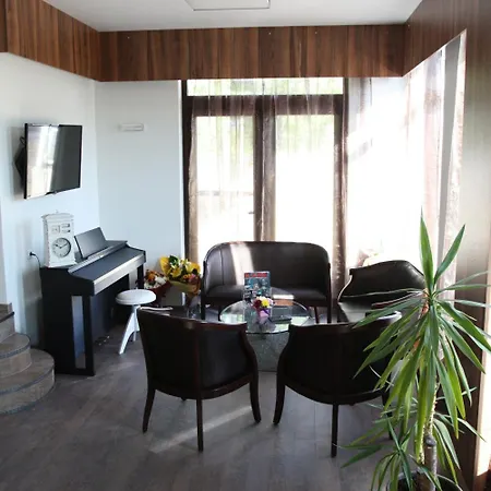 Milano Hotel 3*