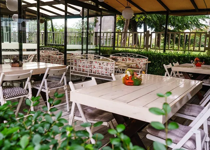 米兰酒店 3* 布尔加斯